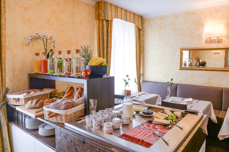 Hotel Učitelj skijanja