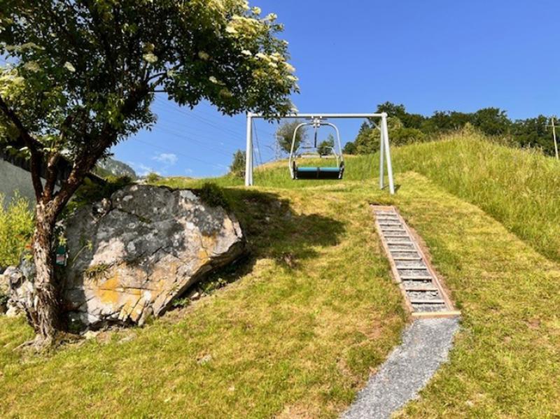 Aussichtspunkt Bubble Hotel Obstalden.jpg